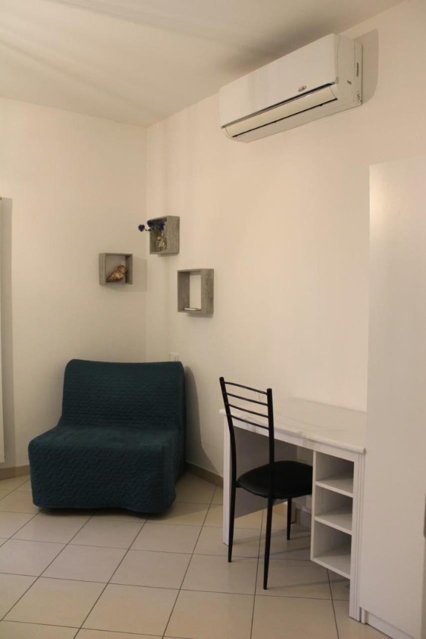 Blackstone Apartment Varazze Buitenkant foto