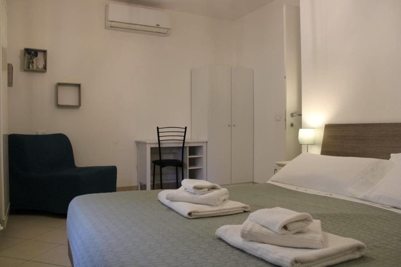 Blackstone Apartment Varazze Buitenkant foto